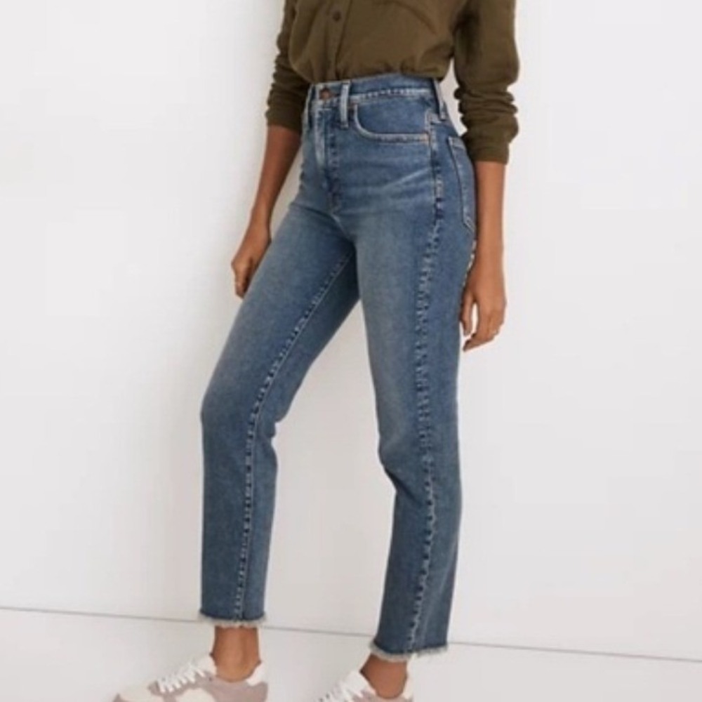 Madewell The Momjean High Rise Tapered Jeans Blue Raw Hem Size 31